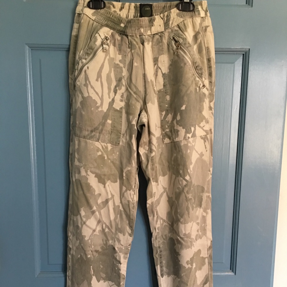 DWP Camo joggers